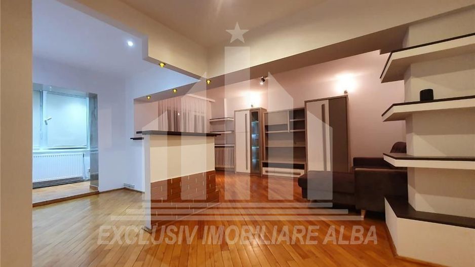 Apartament 2 camere decomandate | 48 mp | Renovat | Cetate - Poză 1
