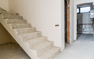 Casă tip duplex, impresionantă pe 4 Niveluri cu Panorama Deosebită - Poză 13