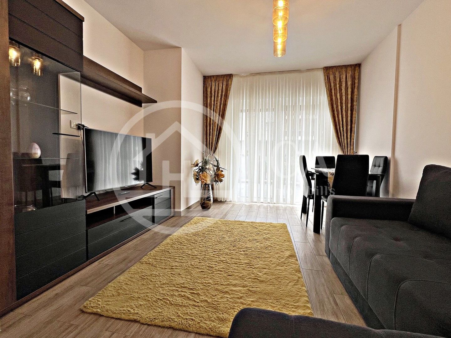 Apartament cu 2 camere de inchiriat in AES residence, Oradea - Poză 1