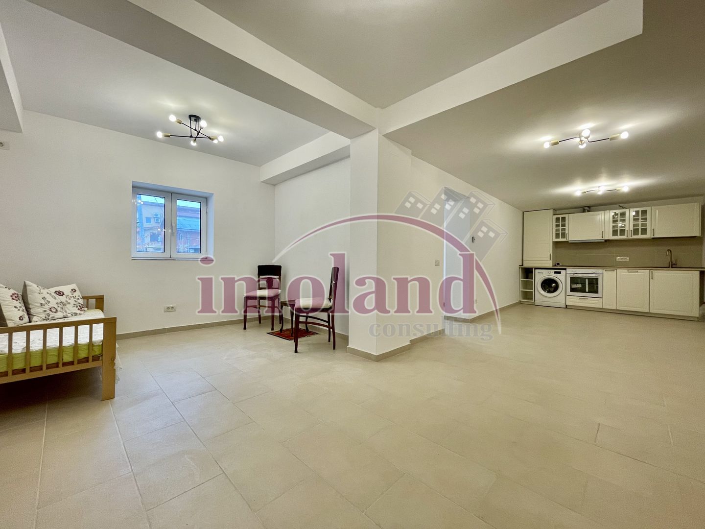 Prima inchiriere: casa 110 mp + 180 mp curte, Aviației/Herastrau - Poză 10