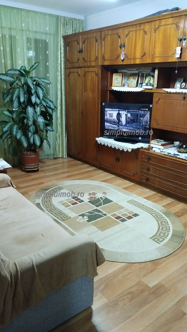 2 Camere Decomandat parc Titan bloc cu buncar din anul 1978 - Poză 5