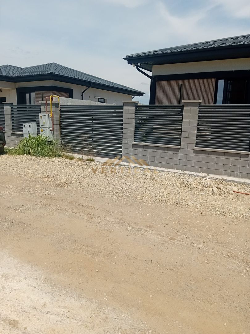 Casa /Vila ultra-moderna- mobilata* de vanzare Berceni /Vidra - Poză 2