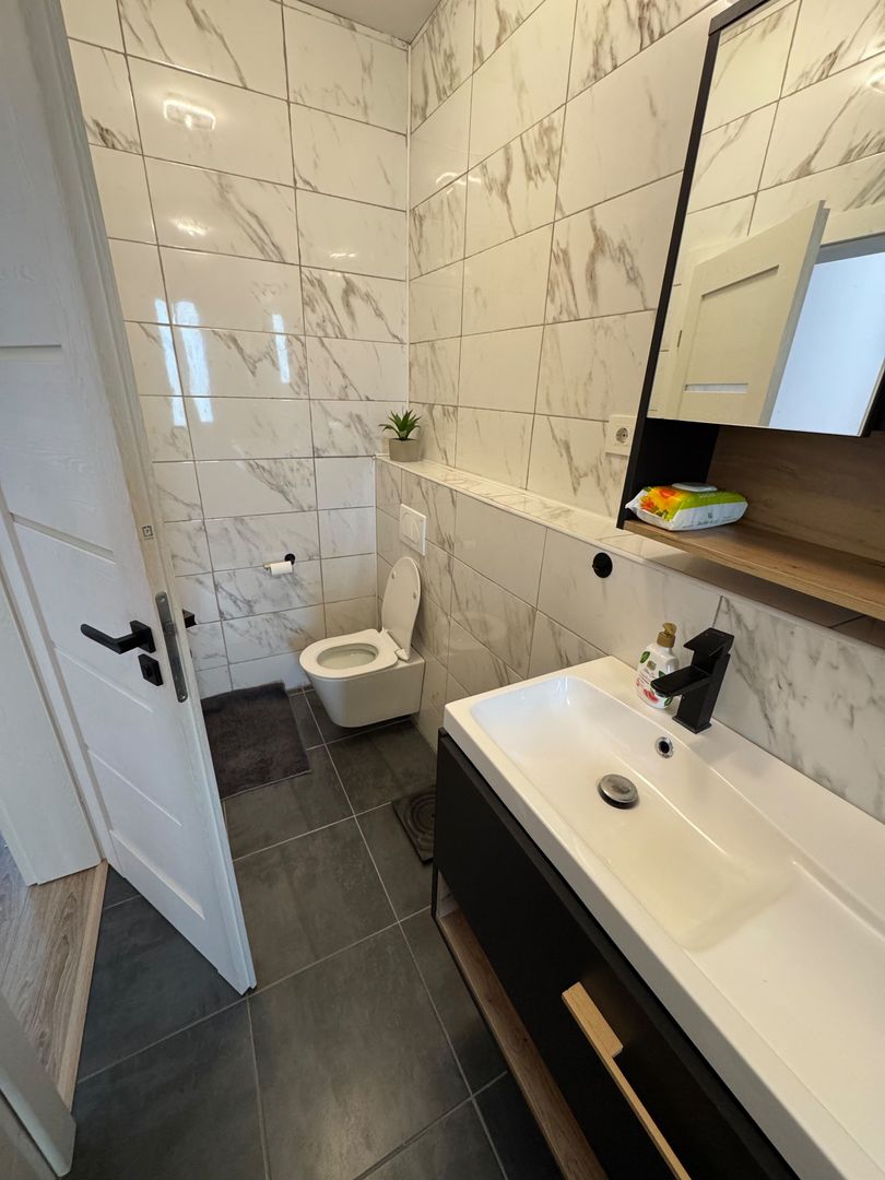 Giroc-Planetelor | Casa insiruita | 3 camere | Statie auto - Poză 15