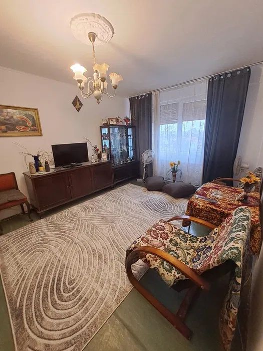 2 Camere Bulevardul 1 Decembrie Auchan Titan - Poză 1