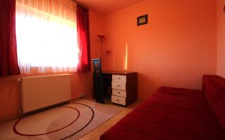 3 camere + 2 bai, centrala proprie. zona Aradului. - Poză 15