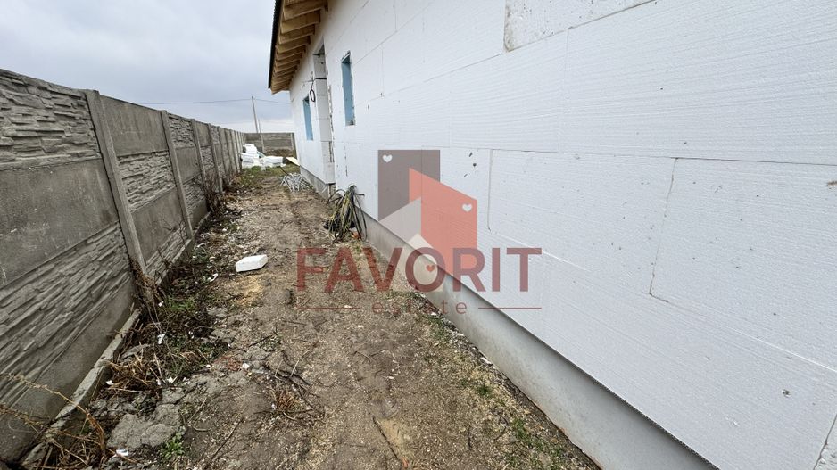 Duplex in Mosnita | 4 camere | Toate utilitatile | Asfalt - Poză 13