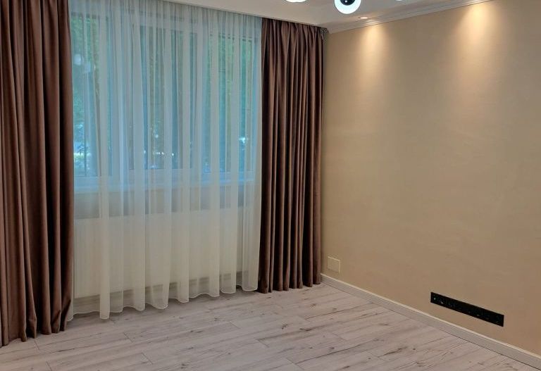 Apartament de vanzare 4 camere, colț Apusului - Poză 4