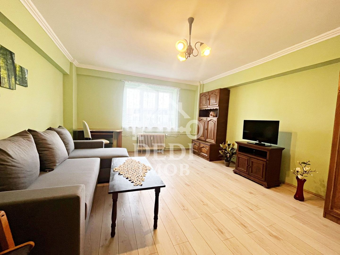 Apartament cu 2 camere de inchiriat in zona bulevardul Dacia, Oradea - Poză 1