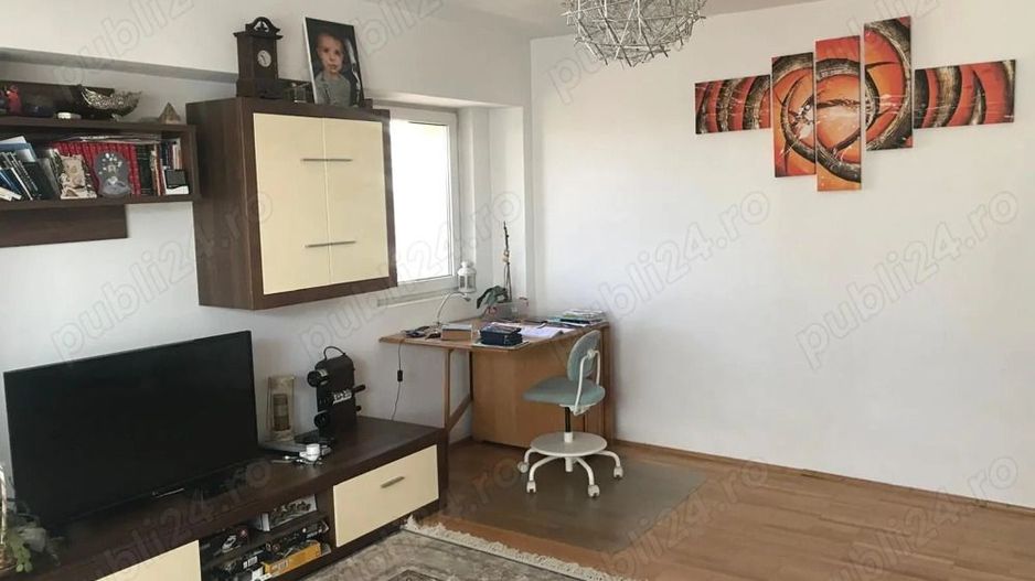 PARTAMENT LUMINOS SI SPATIOS ZONA HERASTRAU - Poză 2