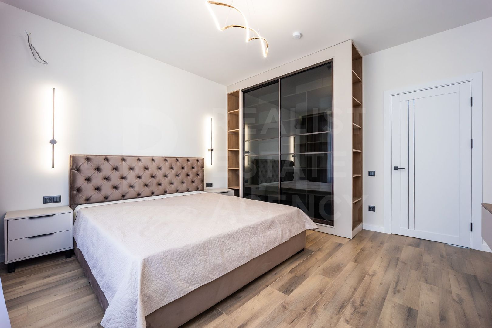 Vânzare apartament 2 camere 65 mp, str. Durlești - Poză 10