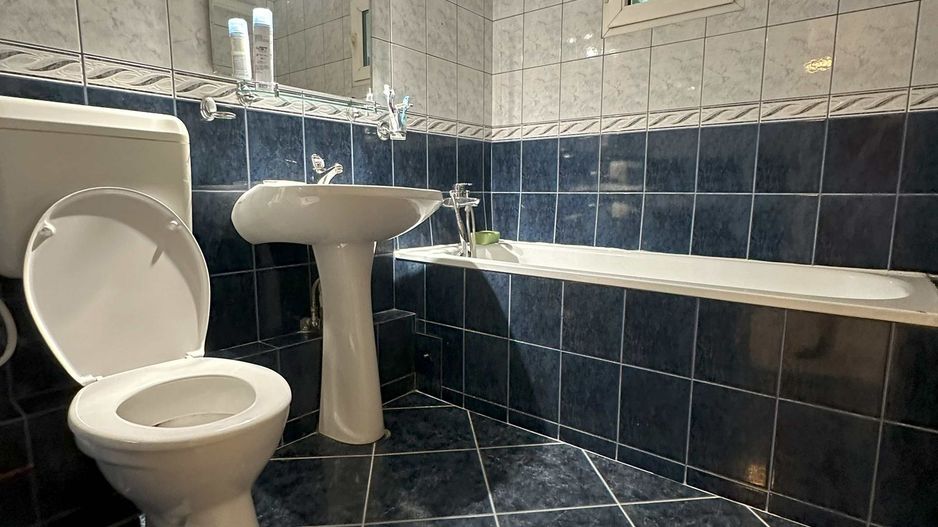 Apartament spatios cu trei camere, Vatra Luminoasa - Poză 9