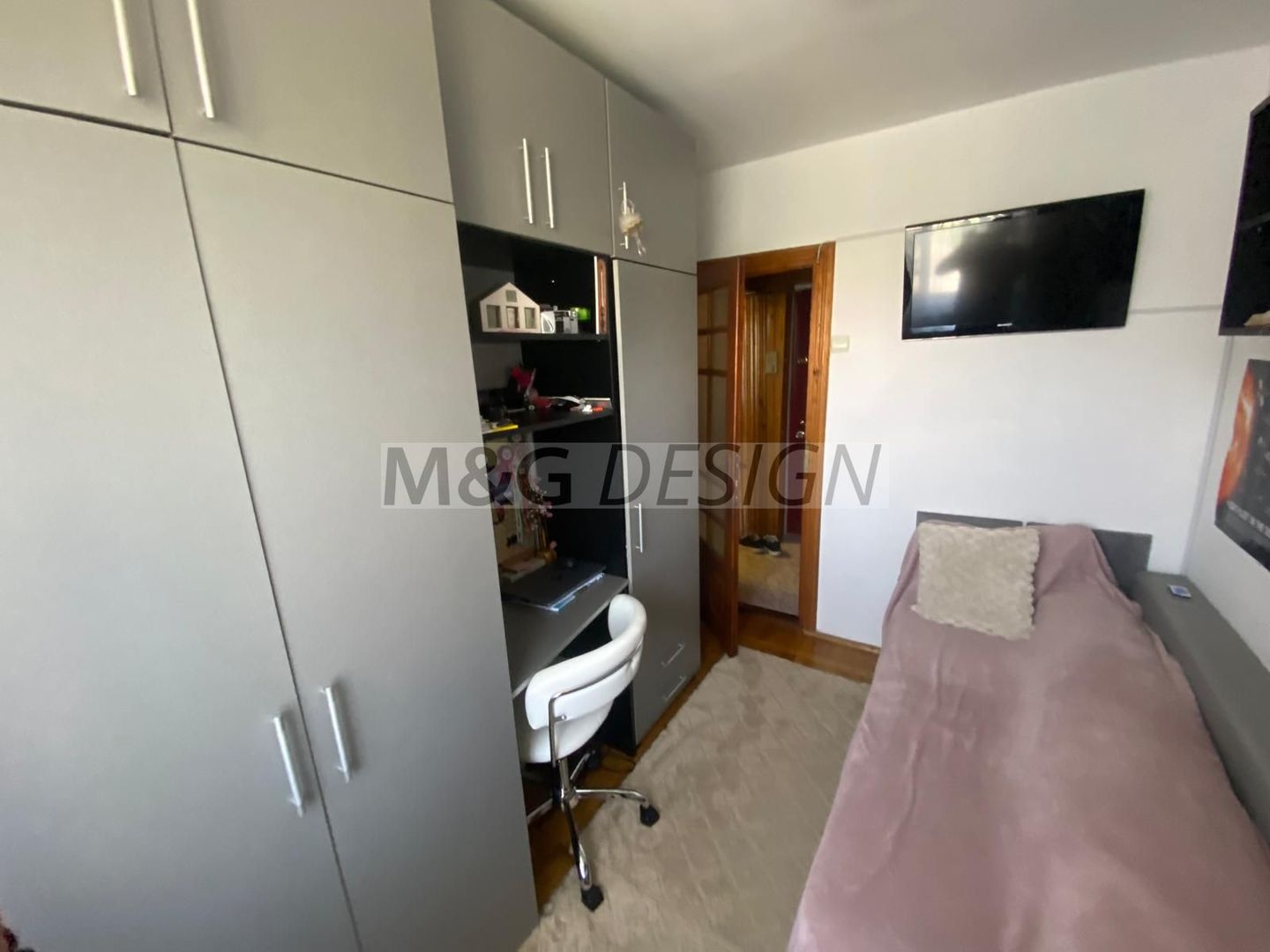 Apartamnt 3 camere Sagului cu centrala - Poză 23