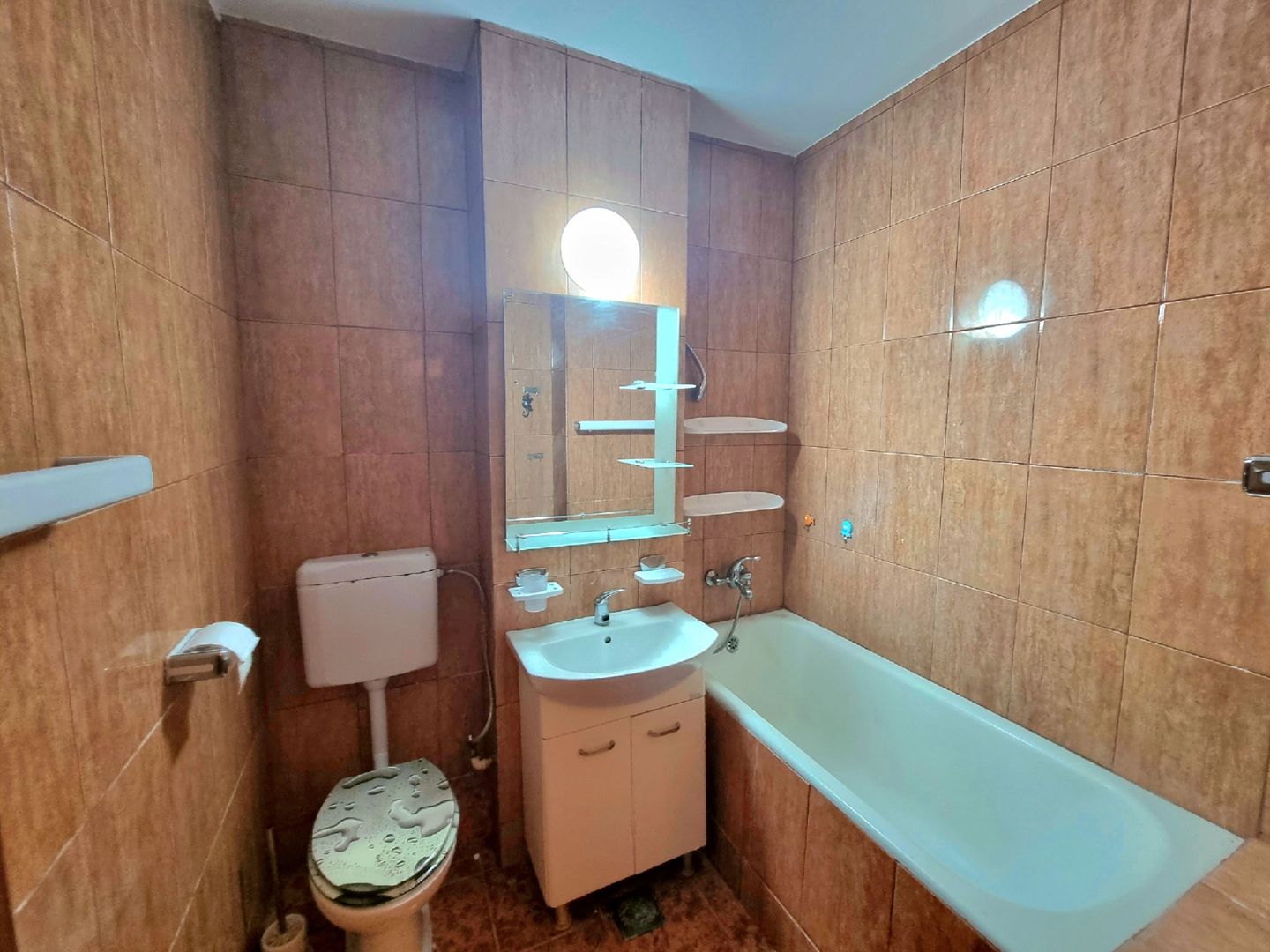 2 camere, 57 mp., Calea Martirilor, et.5/10, lift, termoizolație - Poză 12