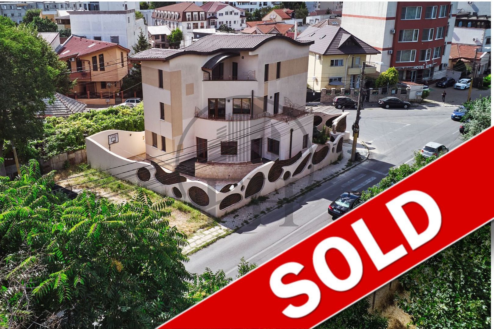 SOLD/VANDUT-Vila de vanzare, Primaverii, Constanta - Poză 1