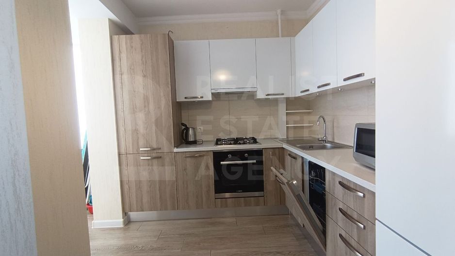Chirie, apartament, 1 cameră, strada Vlaicu Pîrcalab, Centru - Poză 4