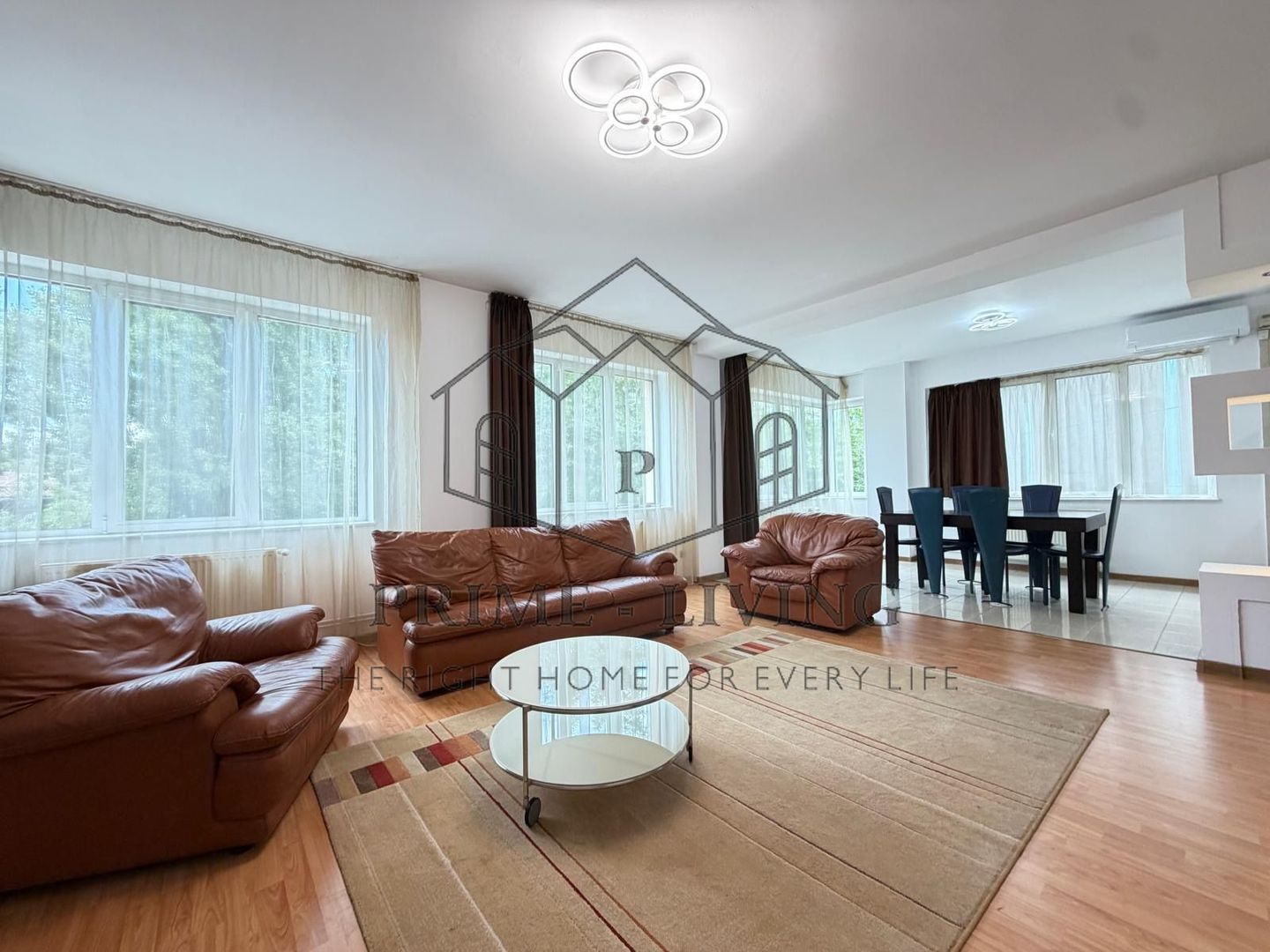 APARTAMENT SUPERB LA INCHIRIERE IN ZONA PRIMAVERII - Poză 1