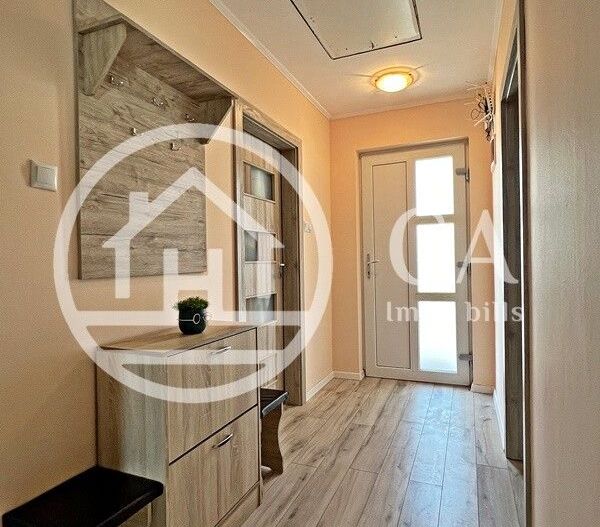 Casă de închiriat cu 3 camere în Cartierul Tineretului, Oradea - Poză 9