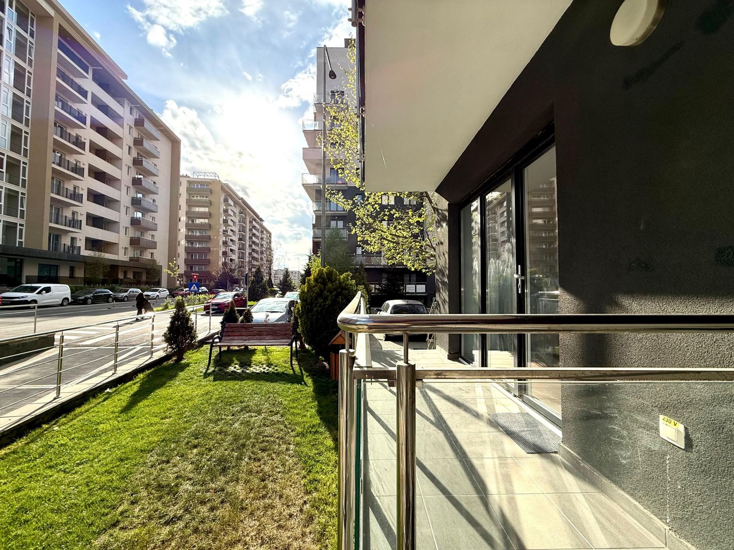 Spațiu comercial, vitrină stradală, zona Coresi – Maurer Residence - Poză 12