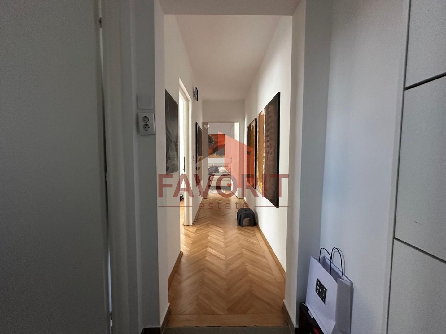 2 camere | etaj 2 | centrala proprie | renovat | mobilat si utilat | - Poză 7