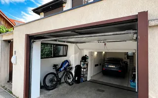 Vila cu 6 camere 4 bai, zona Spitalul Judetean, cu spa, garaj, beci - Poză 16