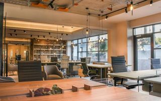 Spatiu de birouri mobilat modern - 180 mp - Poză 1