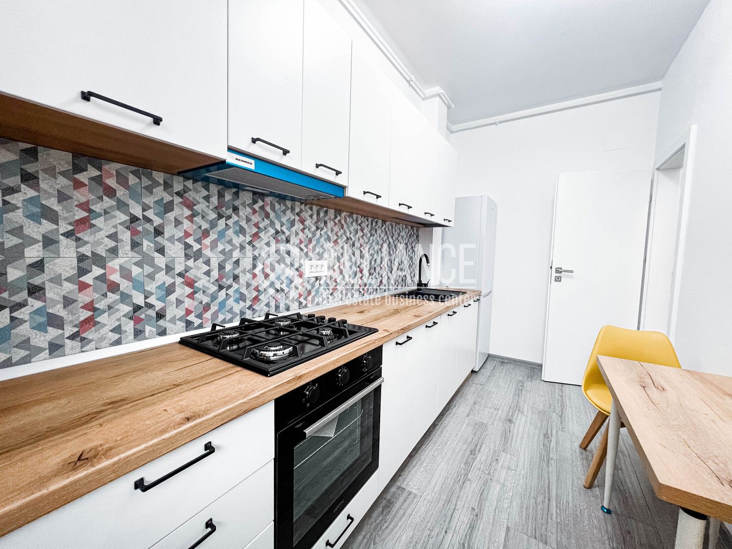 TOMIS NORD (COD 05) 2 dormitoare, vedere lac, parcare subterana - Poză 15