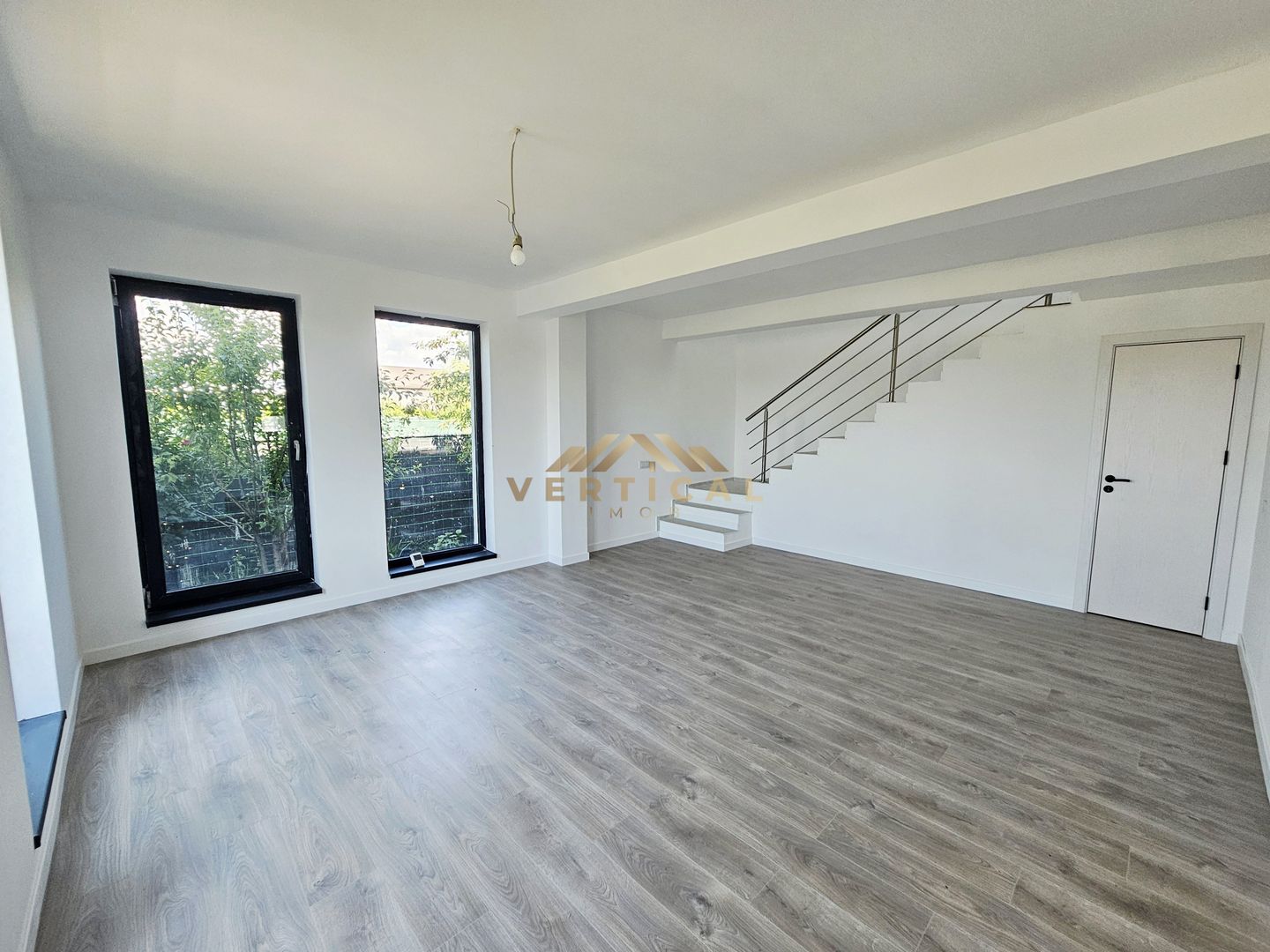 Casa individuala 4 camere | curte amenajata | comuna Berceni - Poză 9