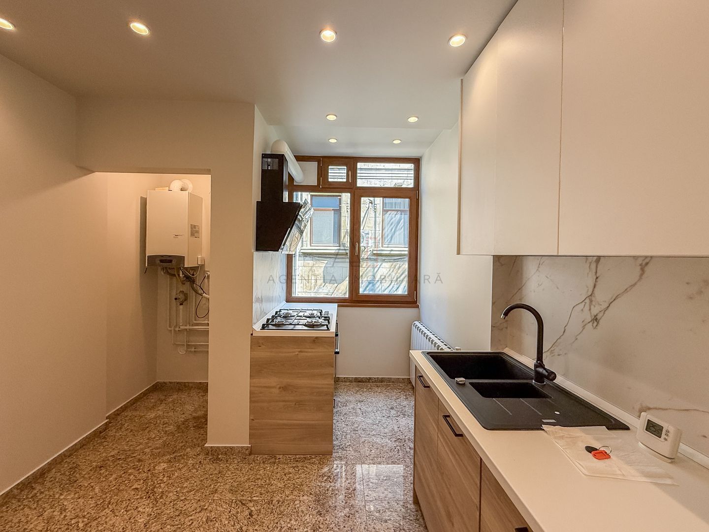 3 camere zona Capitale - Poză 18