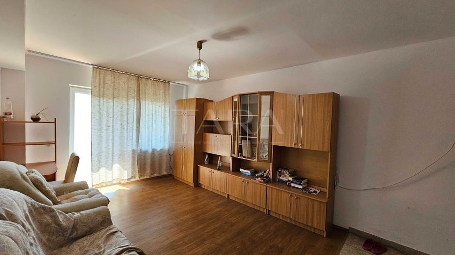 Apartament cu două camere de vânzare în Cluj-Napoca - Poză 2