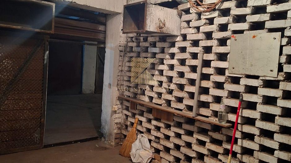 Garaj de vânzare – Bulevardul Victoriei, Brașov - Poză 3