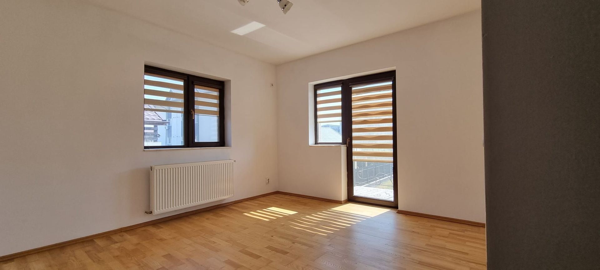 Casă individuală 4 camere - Poză 6