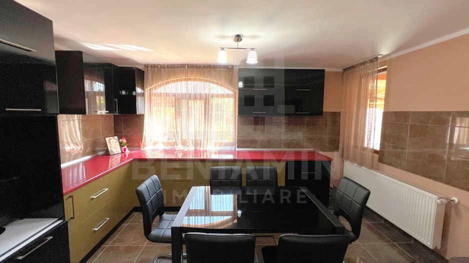 Casa 5 Dormitoare 2 bucatarii 3 bai Living-Toate utilitatile-Popoveni - Poză 5