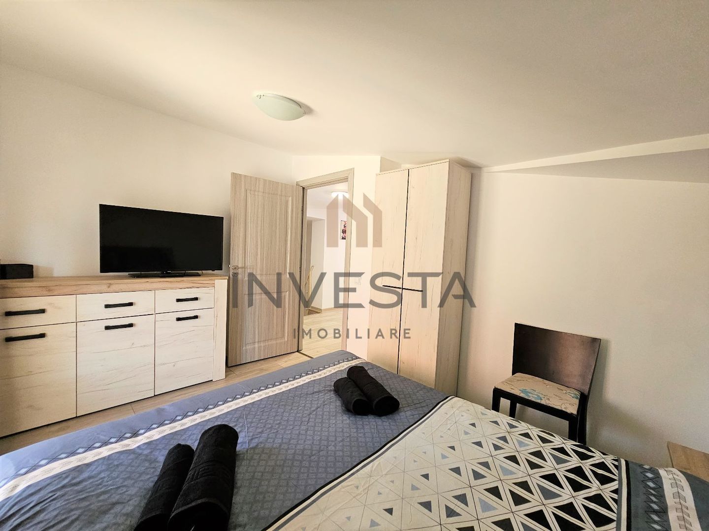 Apartament spatios cu 10 camere si parcare de inchiriat, Borhanci! - Poză 19