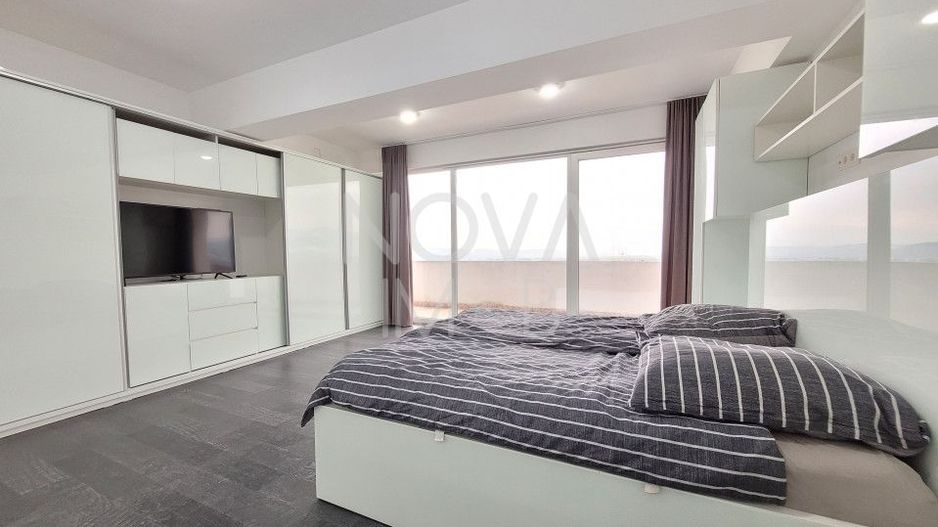 PENTHOUSE DE LUX CU TERASĂ PANORAMICĂ ȘI PRIVELIȘTE SPRE MUNȚII FĂGĂRAȘ - Poză 14