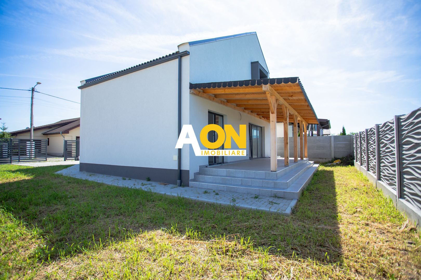 Casa Individuala finisata la cheie cu 4 camere, 3 bai, terasa - Poză 1