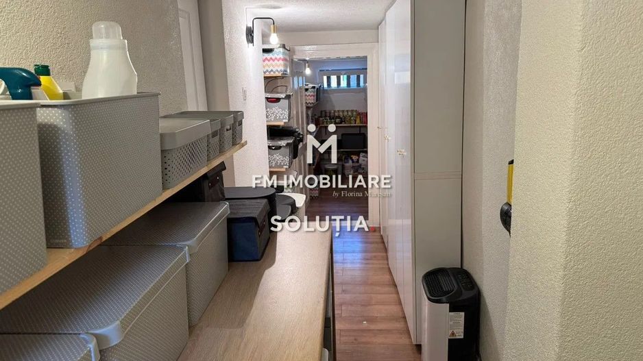 Casă renovată în centrul istoric – Baia Mare - Poză 14