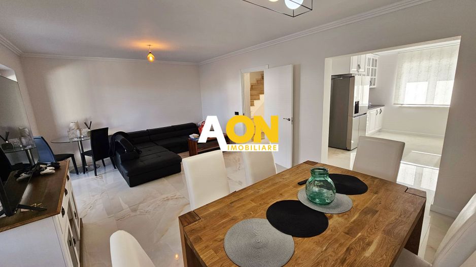 1/2 Duplex, 4 camere, 400 mp teren, Cetate - Poză 1