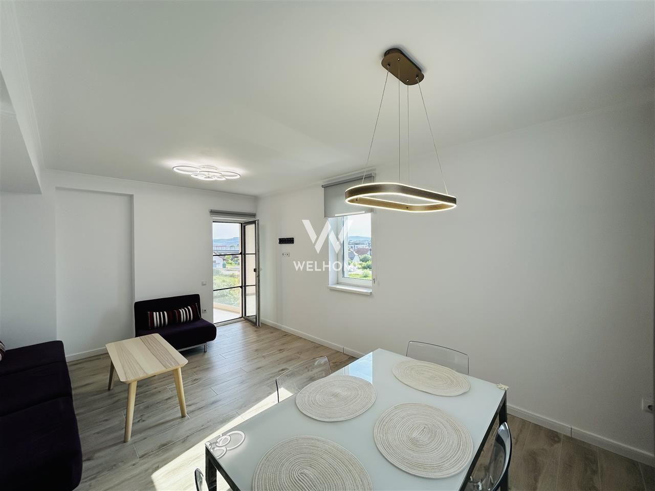 Apartament modern de vanzare - 2 camere, balcon si loc de parcare - Poză 14