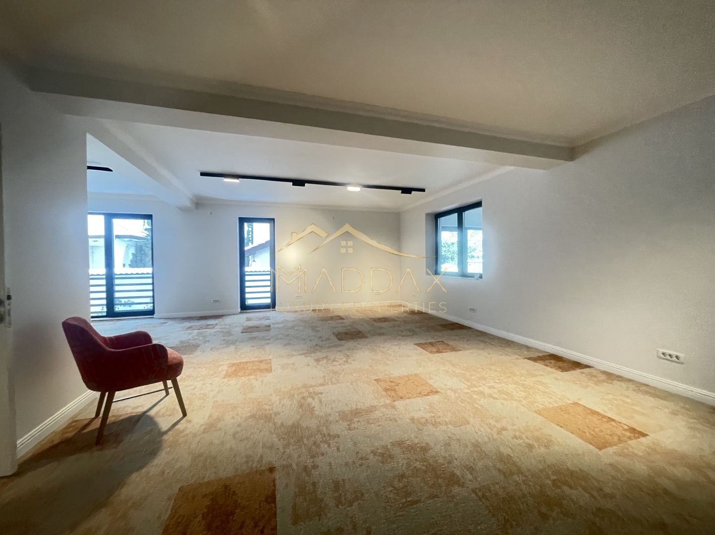Spatiu de birouri/Showroom PREMIUM **183mp**Parcare // Tei/Barbu Vacarescu - Poză 3