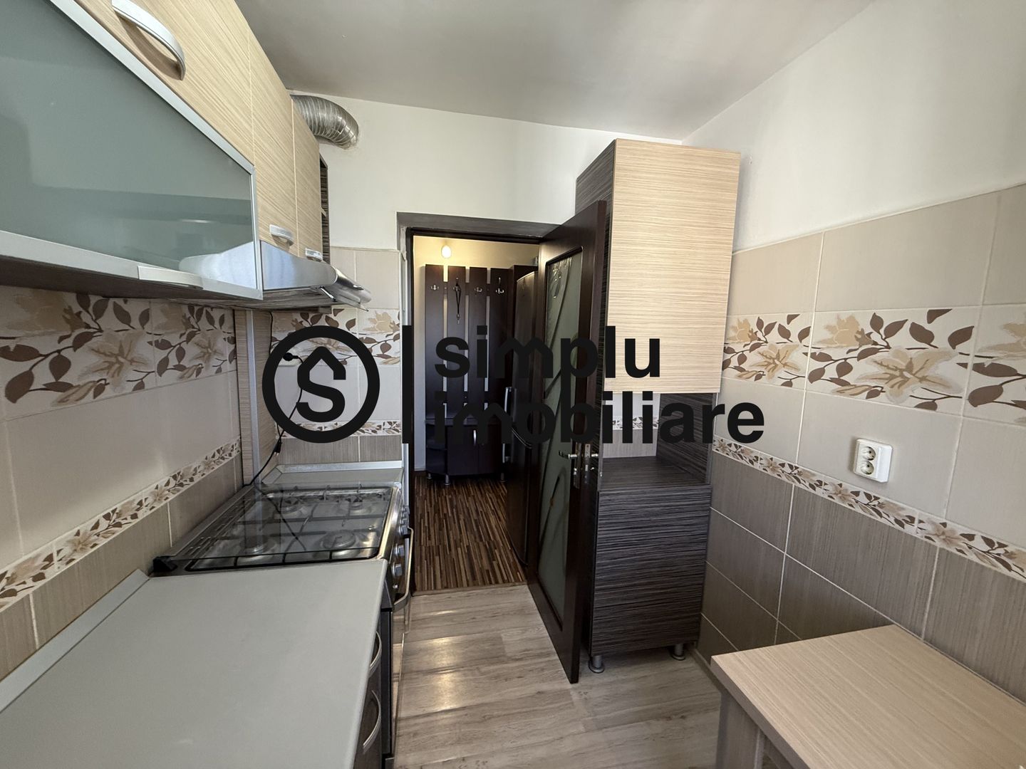 2 camere, centrala termica, etaj 4, Craiovita - 86 000 Euro - Poză 13