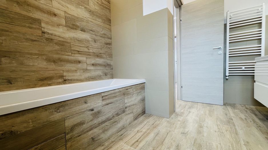 Casa de inchiriat in Dumbravita - Conexiuni excelente si spatiu versatil! - Poză 13