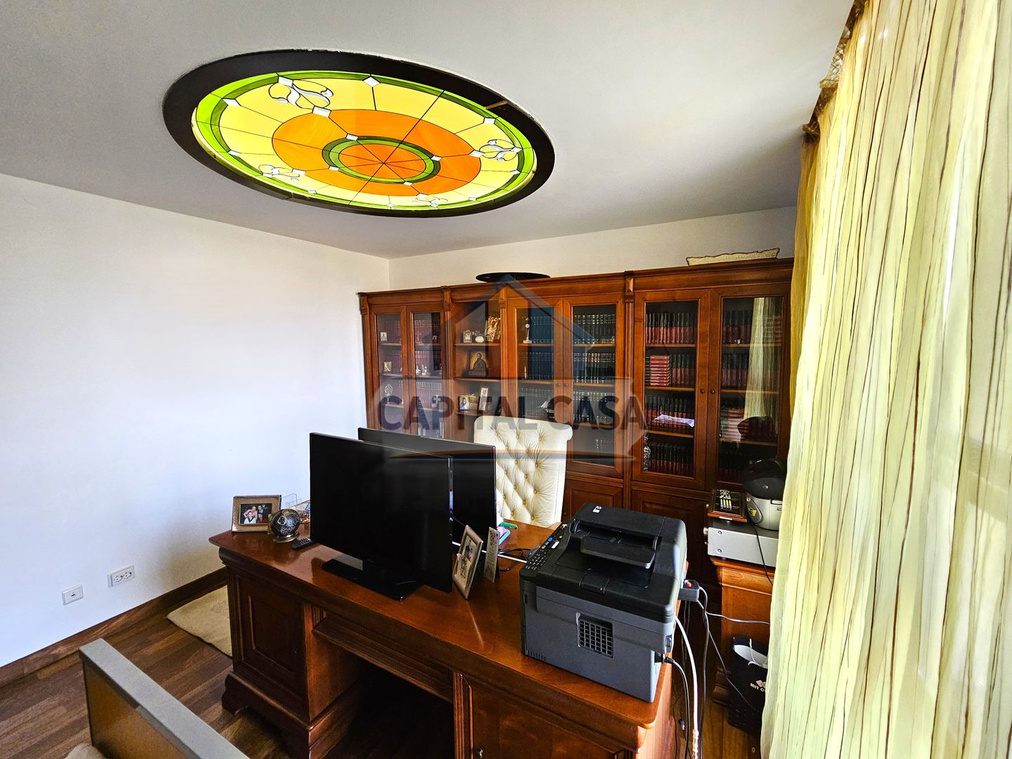 ​Vilă de Lux Unică în Ploiești | 690 mp Utili | Piscină Interioară - Poză 6