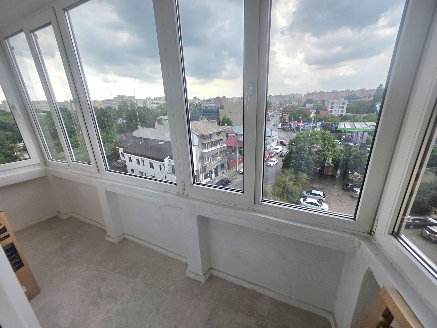 Apartament | 4 camere | modernizat | etaj 5 | TEI - Poză 4
