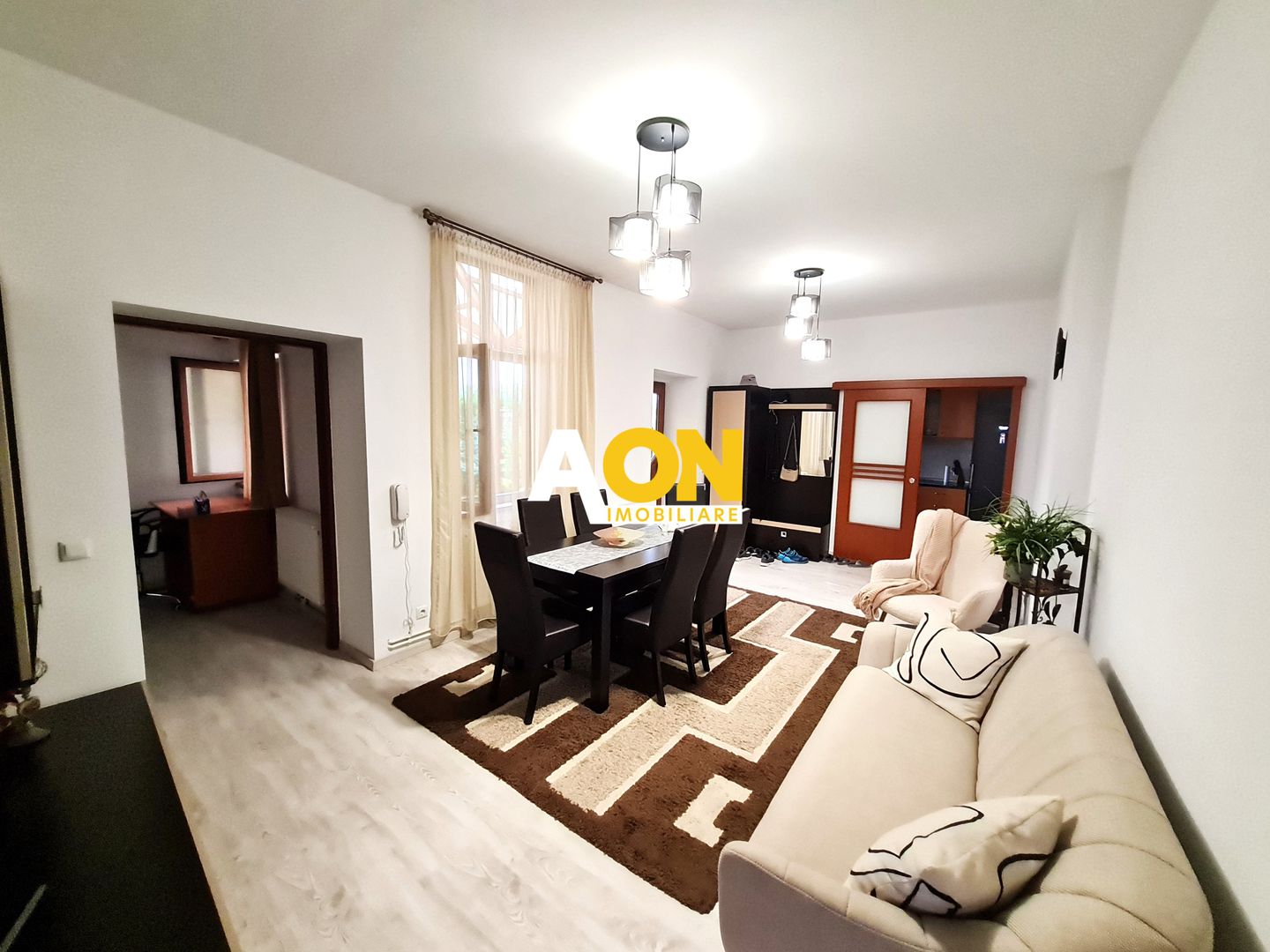 Casa 6 Camere, 160 mp, Teren 410 mp, Zona Centru - Poză 4