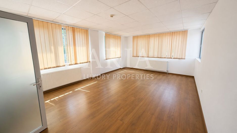 Clădire multifuncțională | Aproximativ 800 mp | Renovată integral în 2024 - Poză 3
