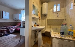 Casa cu teren generos in cartierul 'Intre Lacuri'!!! - Poză 13