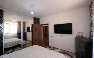 Casă / Vilă cu 6 camere + Casa/Vila cu 2 camere | zona Terezian - Poză 12