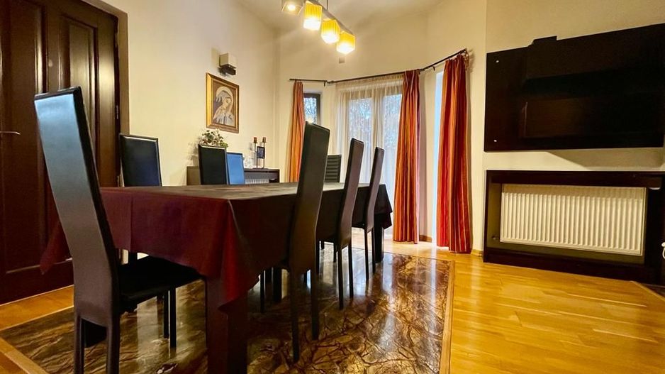 Vila 8 camere | padurea Baneasa | teren 383 mp - Poză 4