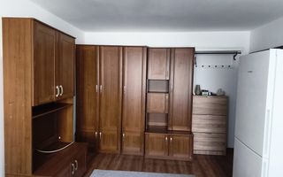 Soarelui-Parcul Pădurice | 2 Camere | Renovat complet | Centraa proprie | Etaj 2 - Poză 3