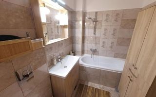 Apartament 4 Camere Ultracentral, Decomandat, Etaj 2 - Poză 4